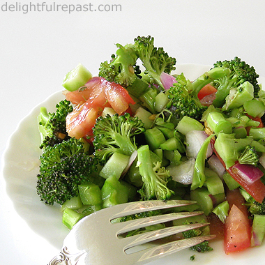 Broccoli Salad / www.delightfulrepast.com