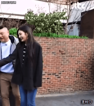 171122 한끼줍쇼 레드벨벳 조이.gif | 인스티즈