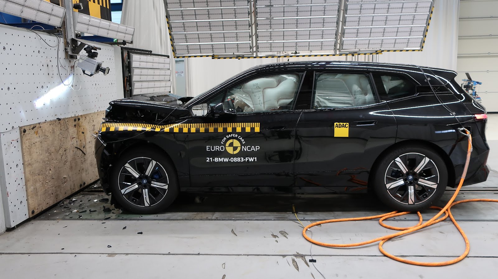 El BMW iX logra la calificación más alta en la evaluación de seguridad Euro NCAP