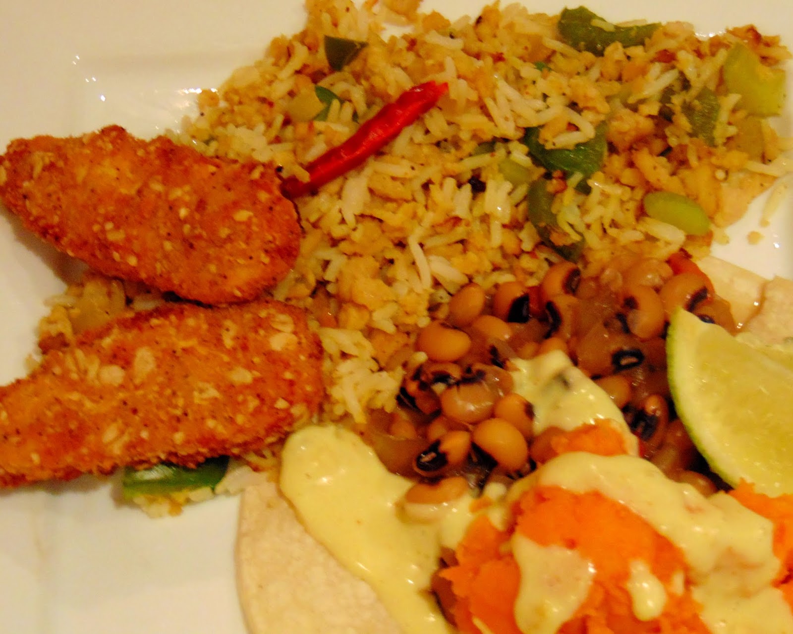 "Black eyed peas", "dirty rice" et purée de patate douce avec sauce