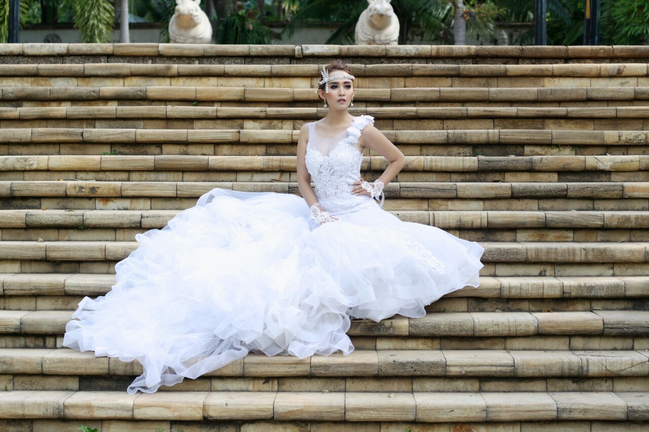 harga gaun pengantin modern