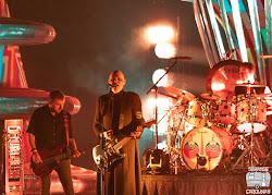 smashing pumpkins noel concert pnc gallagher pavilion flying birds