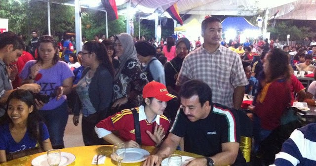 Gambar Siti Nurhaliza Tonton Euro2012 - Infosahaja