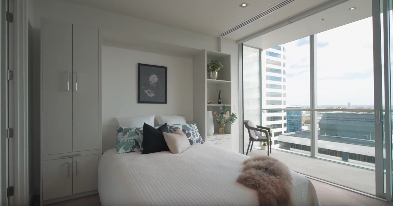 18 Photos vs. 1905/26 Albert St, Auckland, New Zealand Condo Interior Design Tour