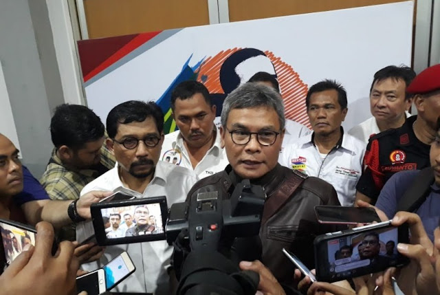 Johan: Jokowi akan Reshuffle Menteri yang Jadi Tersangka