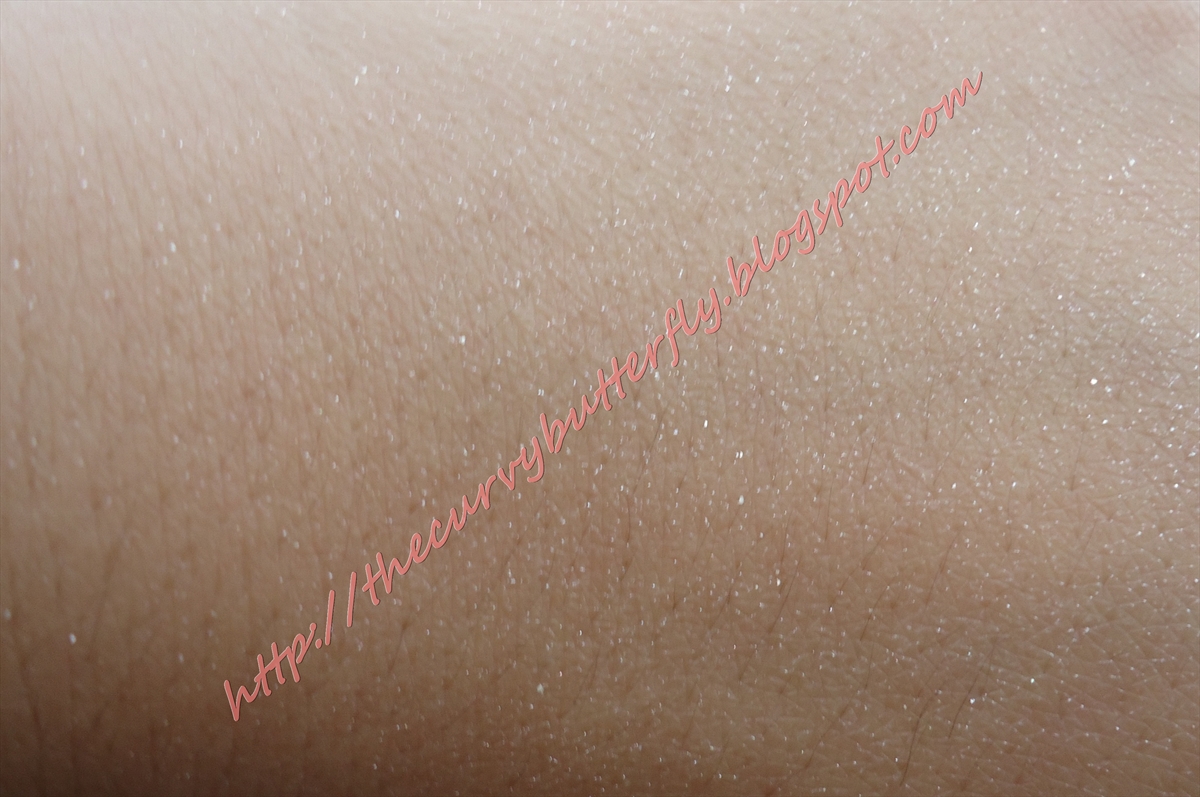 Curvy ʚϊɞ Butterfly REVIEW Urban Decay Sparkling Lickable Body