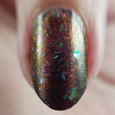 paint it pretty paint it pretty polish, how to train your dragon, indie polish, indie nail polish, nail polish, flakie toppers