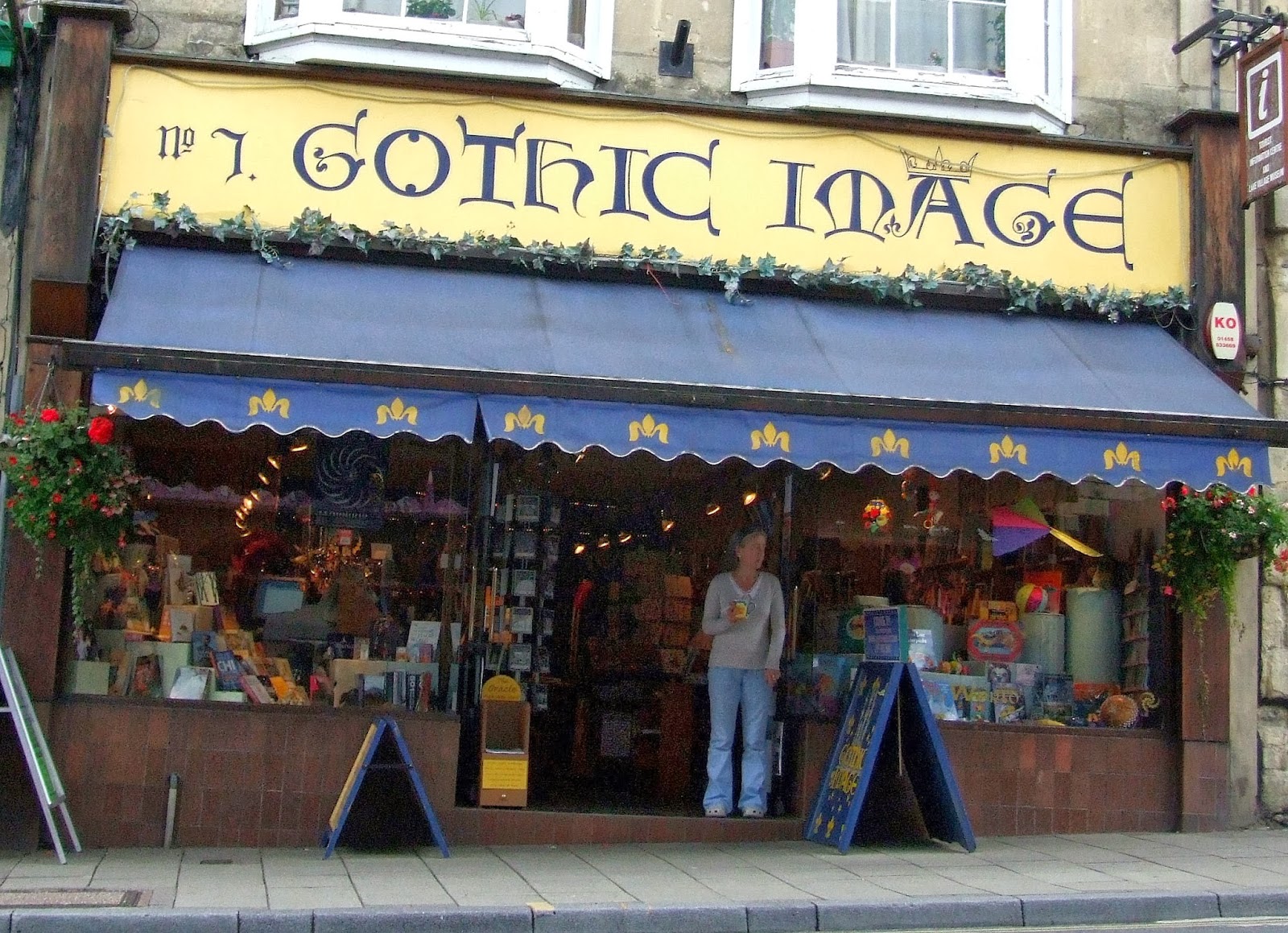 Magickal Realms A Guide to the Shops of Glastonbury