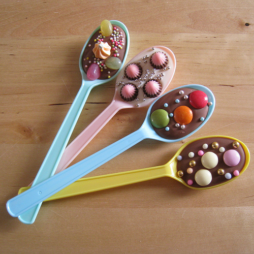 Do It Yourself Weddings DIY Chocolate Spoons