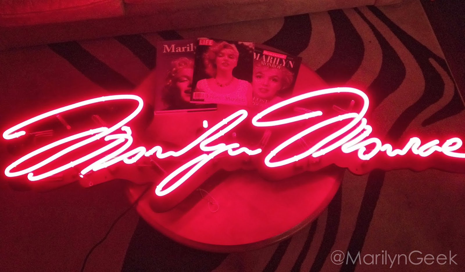 The MarilynGeek Blog Marilyn Monroe Neon Sign