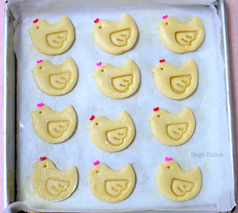 Peng's Kitchen Chicken in a Biscuit Cracker