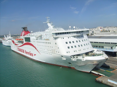 http://clk.tradedoubler.com/click?p=235879&a=2477509&g=21193606&url=http://www.directferries.fr/ctn_ferries.htm