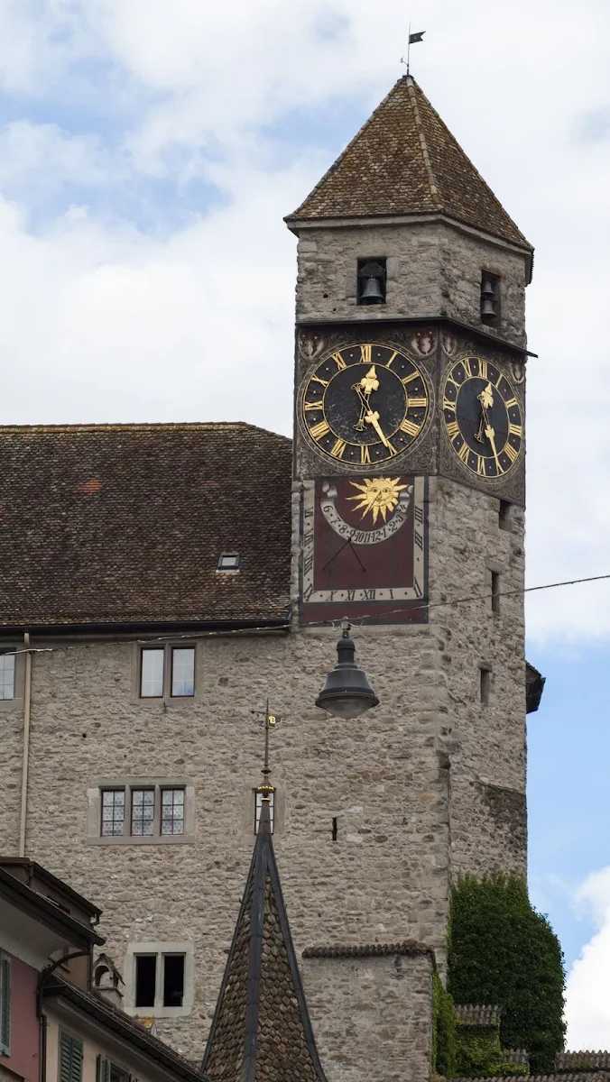 A Half-Day Trip from Zurich by Train: An Adventure in Rapperswil ...