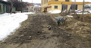 Lots of rubble spread to improve grip Lots of rubble spread to improve grip