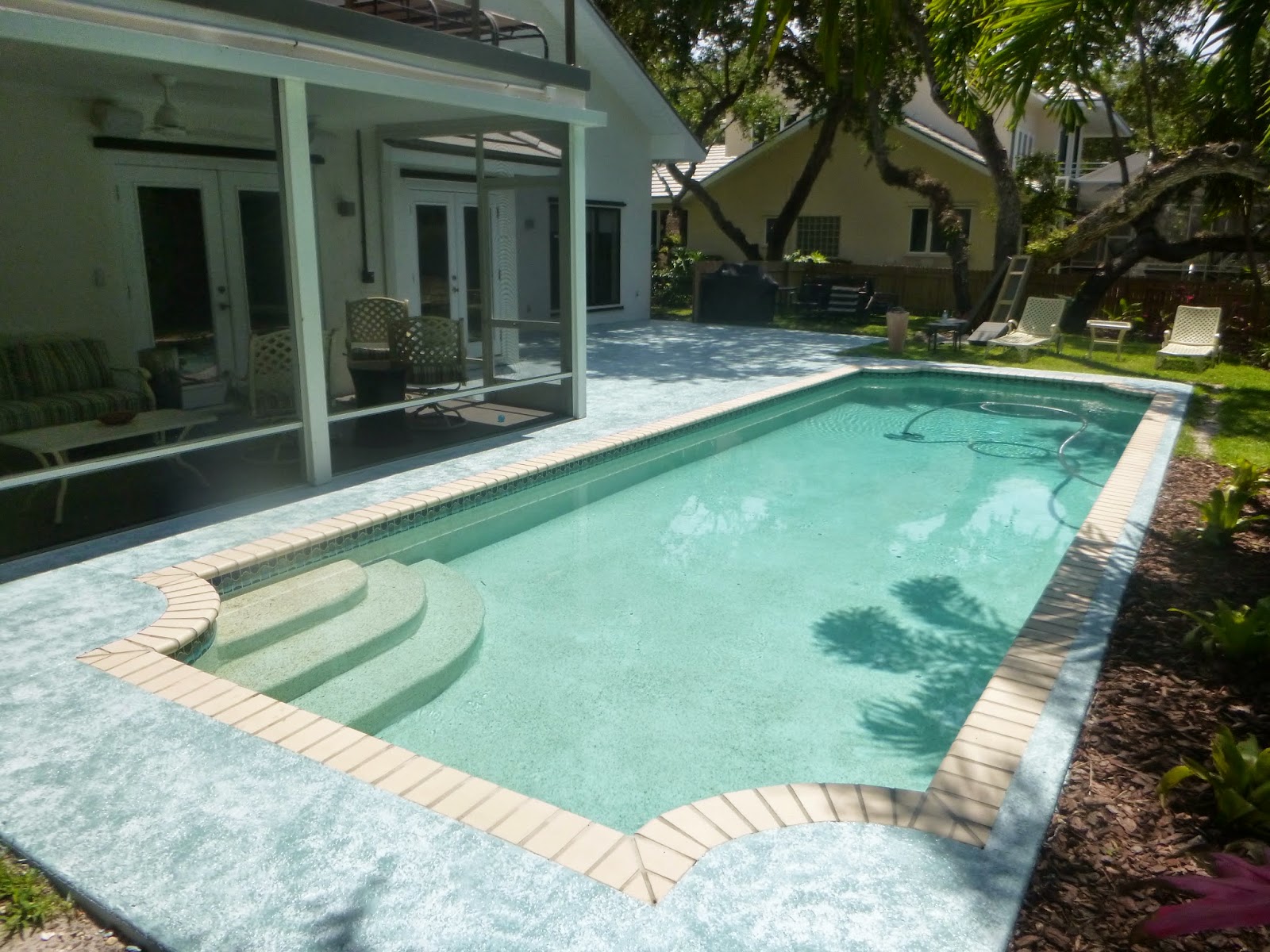 cost to repaint pool