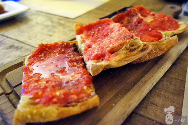 pan con tomate restaurante caballa canalla
