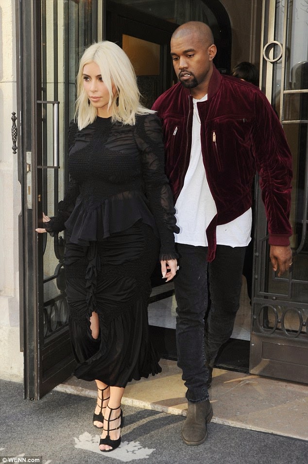 2688415500000578 0 image a 41 1426067593623 Kim K steps out in more bizzare outfits in Paris