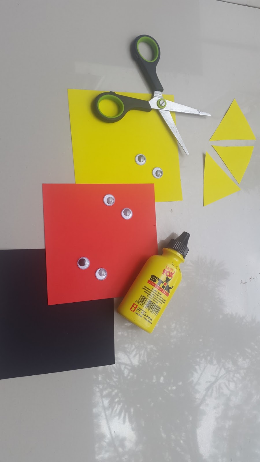 Alysha DIY1 PEMBATAS BUKU DARI ORIGAMI