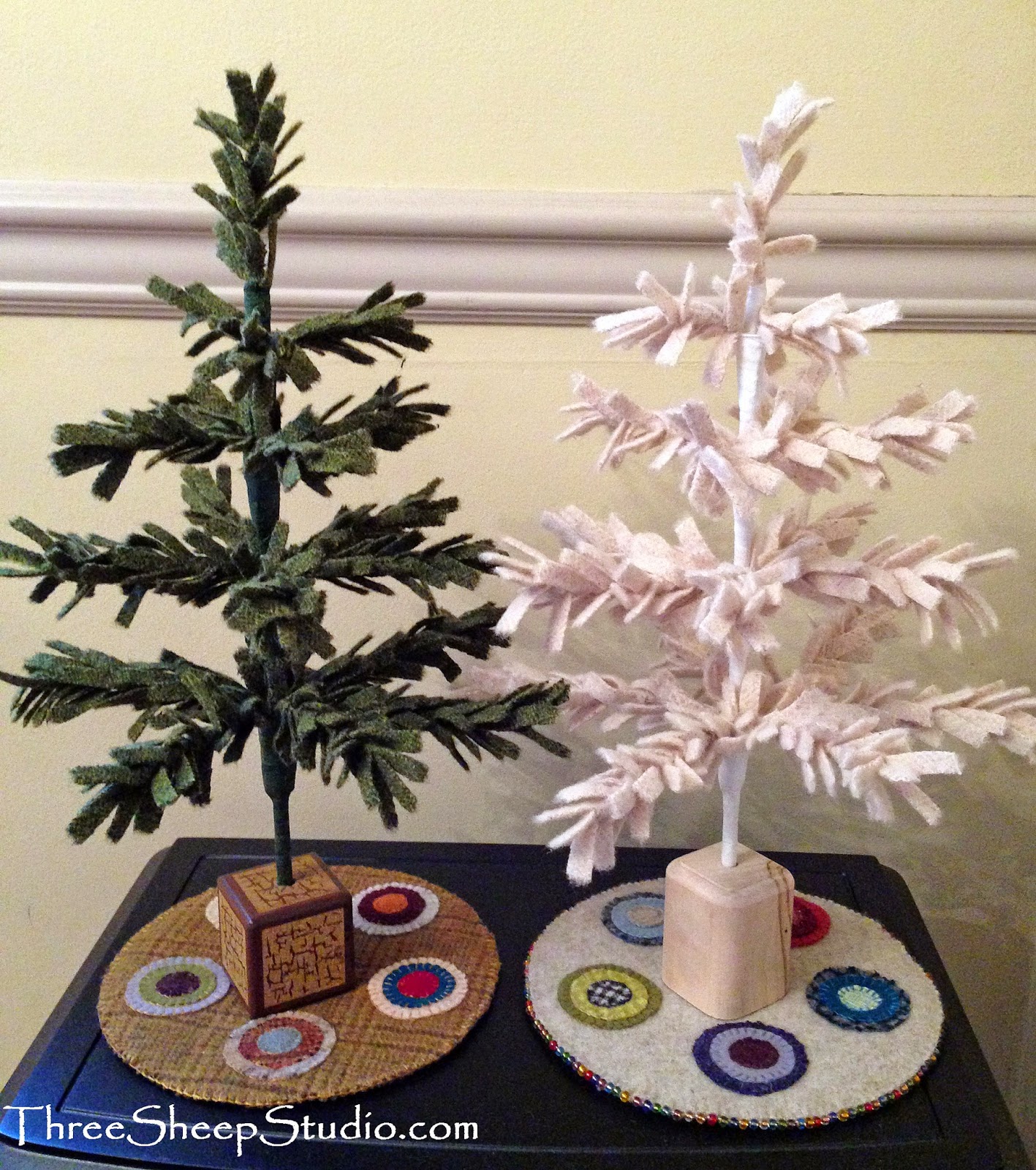 Wool Feather Trees - ThreeSheepStudio.com Wool Feather Trees - ThreeSheepStudio.com