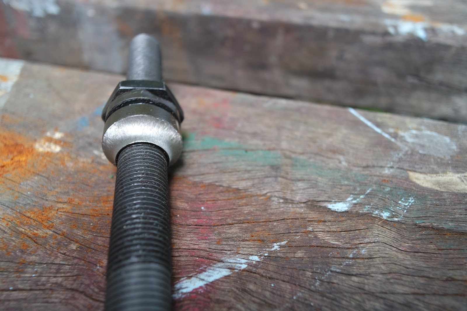 Bruce Teakle's Pages Repairing bicycle wheel bearing cones