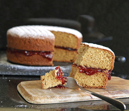 Easy Moist Sponge Cake Recipe Easy Moist Sponge Cake Recipe