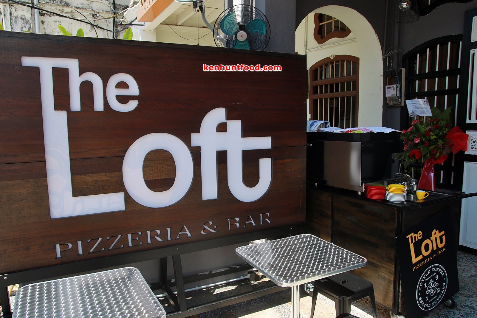 KEN HUNTS FOOD The Loft Pizzeria & Bar Love Lane, Penang.