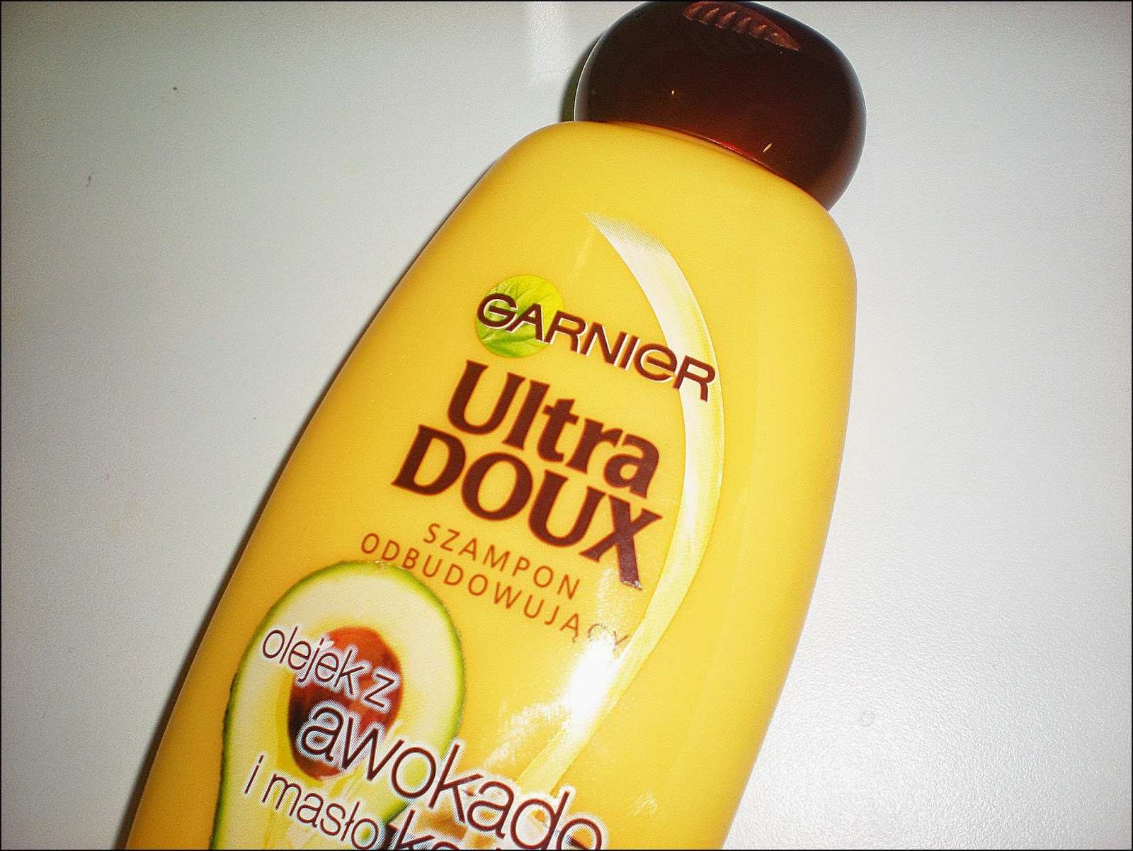 Garnier, Ultra Doux, Szampon odbudowujący do włosów suchych, zniszczonych