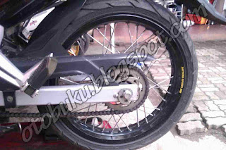 Foto Velg Daytona Terpasang pada Motor Foto Velg Daytona Terpasang pada Motor