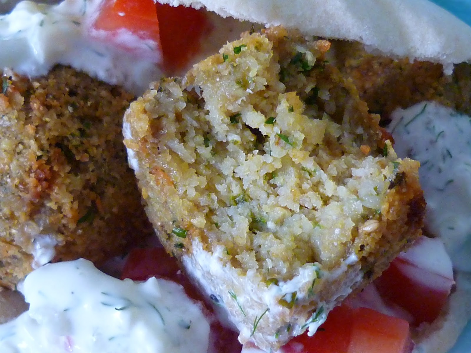 La Chef A: Falafels con tzatziki en pan de pita - Cocina callejera
