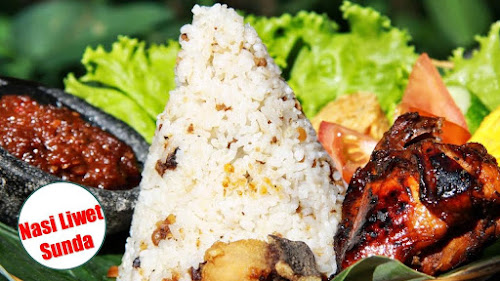 Nasi liwet khas bandung