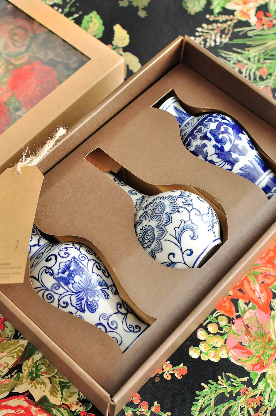 Mini blue and white ginger jar vases ready for gift giving! Mini blue and white ginger jar vases ready for gift giving!