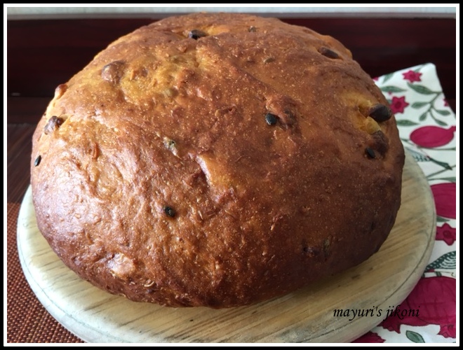 Mayuri's Jikoni 568. Mango and Passion fruit Yeast Bread