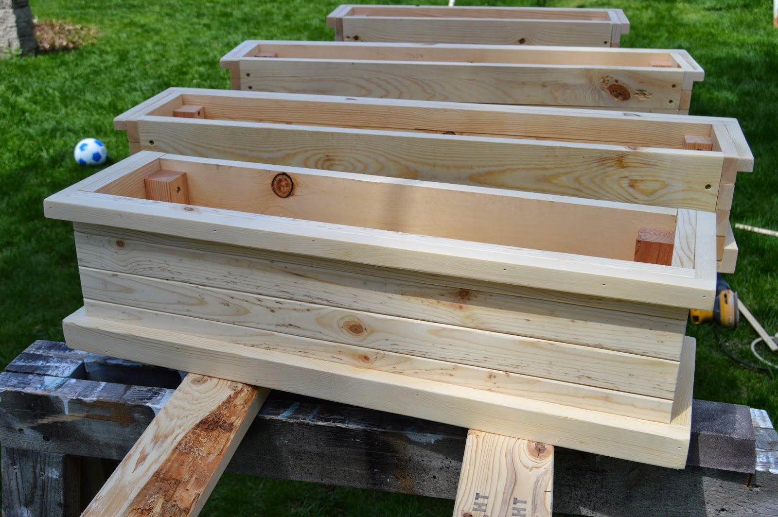KRUSE'S How To Build Flower Boxes