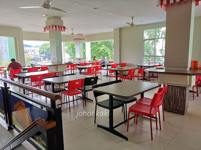 Famous Swees Epok Epok. The Best Curry Puffs in Batam Famous Swees Epok Epok. The Best Curry Puffs in Batam