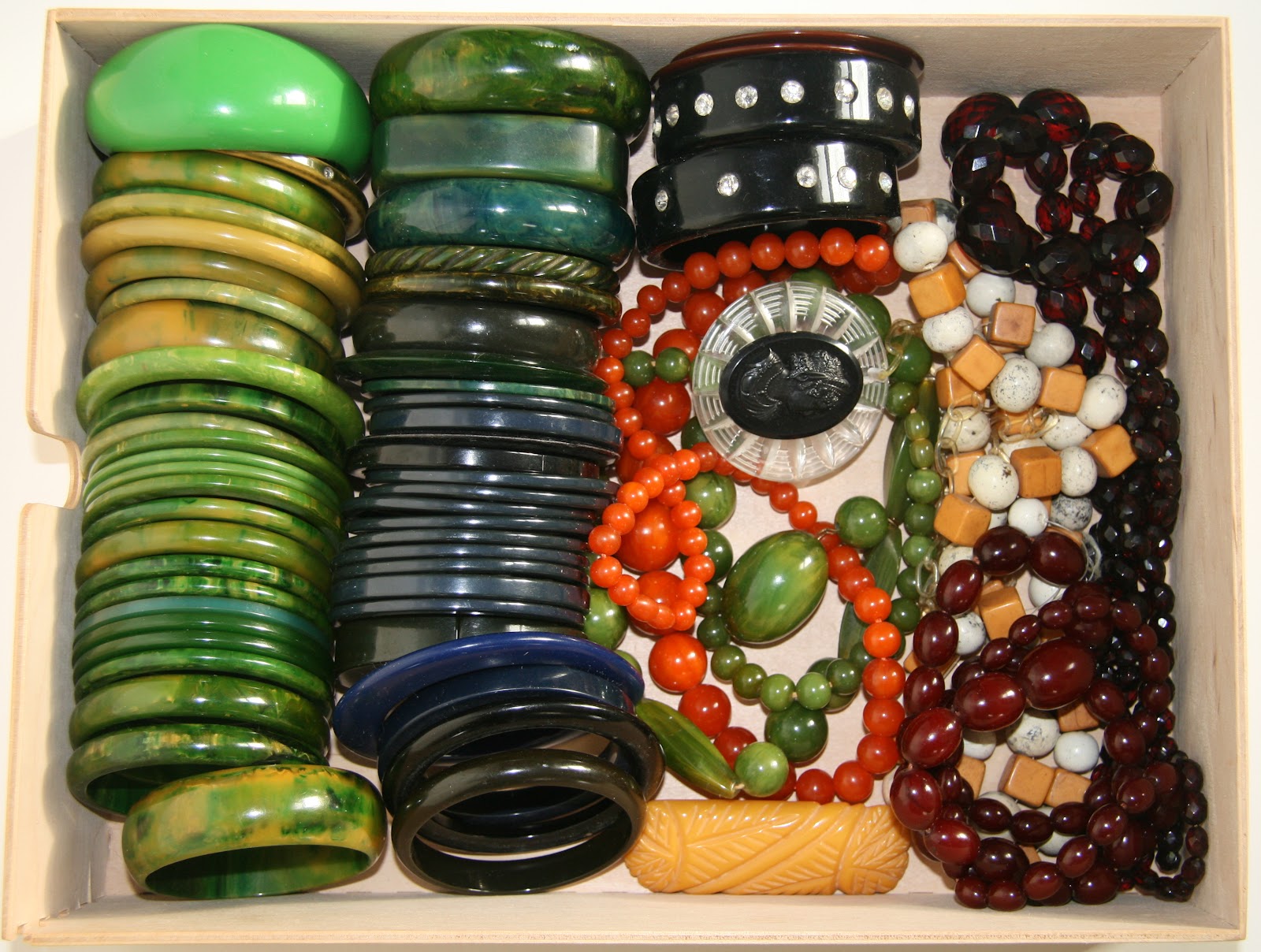 An Old Farm Bakelite Buttons