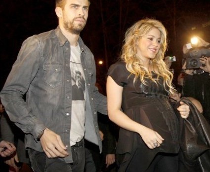 Shakira y Piqué Foto del embarazo de Shakira junto a su amor