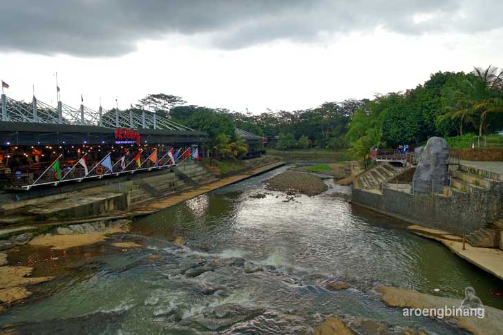 ah poong sentul city