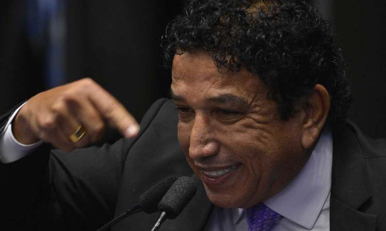 'Vou ser ministro, sim', garante senador Magno Malta