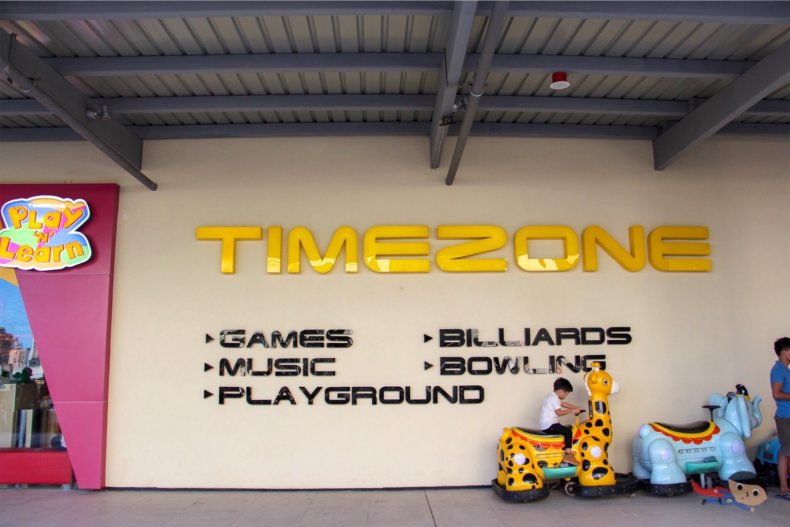 A Quick Tour in Circuit Mall pond, sky garden and more Wander Kid