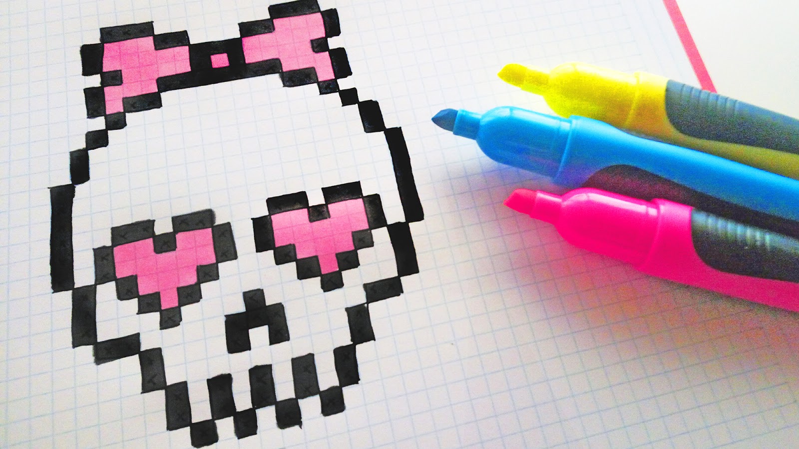 Handmade Pixel Art - How To Draw Cute Skull #pixelart #Halloween