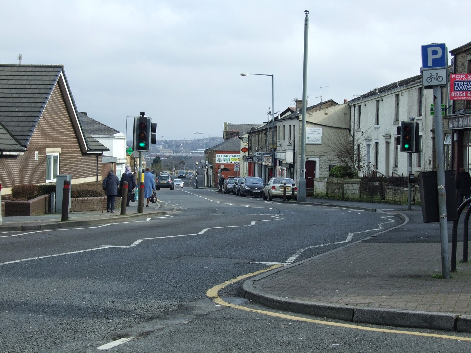 RISHTON FIRST CROSSING TIME AT HIGH STREET LIGHTS