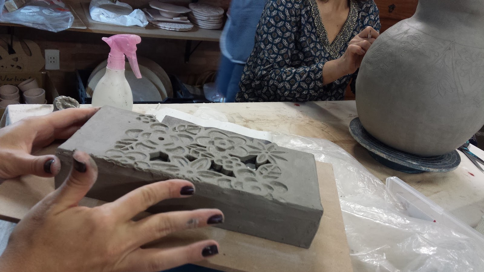 Aulas e Workshops de Cerâmica - Darly Pellegrini