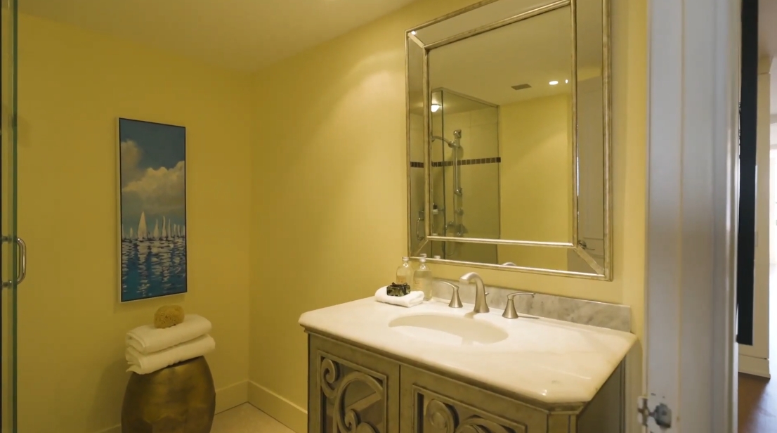 27 Interior Design Photos vs. 1166 Bay St #1301, Toronto, ON Luxury Condo Tour
