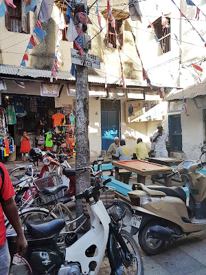 Summer Vacation Diaries - Touring Stone Town, Zanzibar by fashion and lifestyle blogger dafashionfreak.