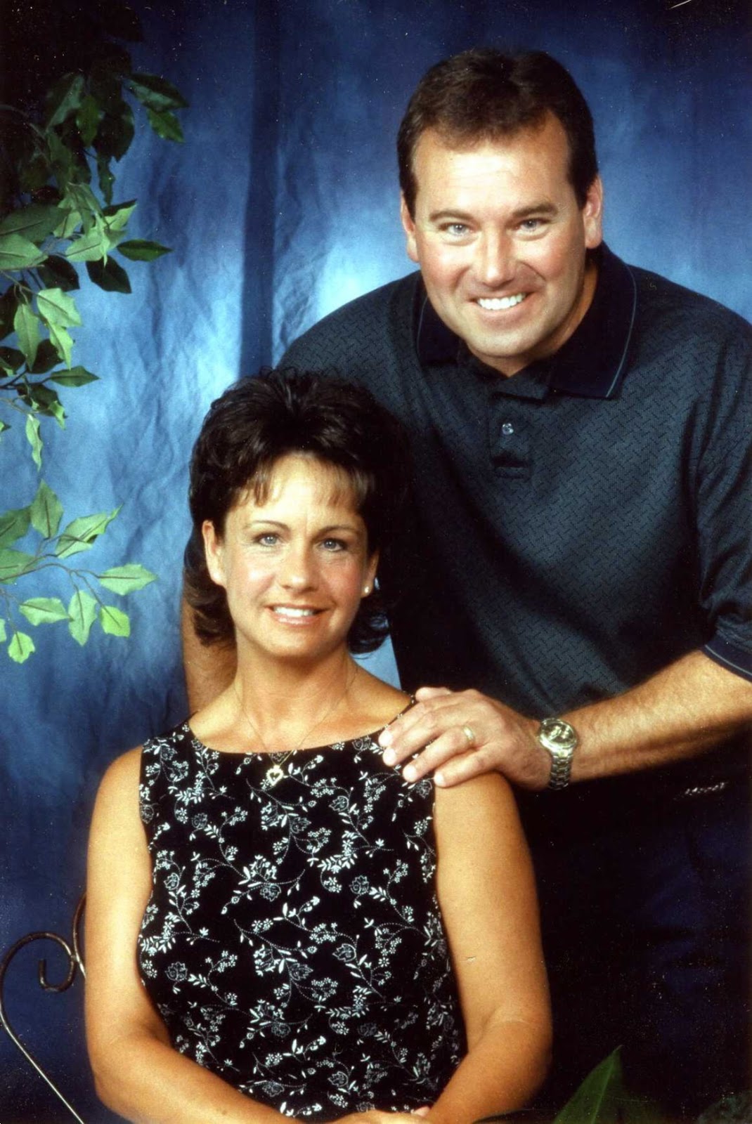 Erratic Project Junkie: Happy Anniversary Mom & Dad!