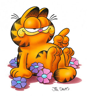 Garfield deitado nas flores Garfield deitado nas flores