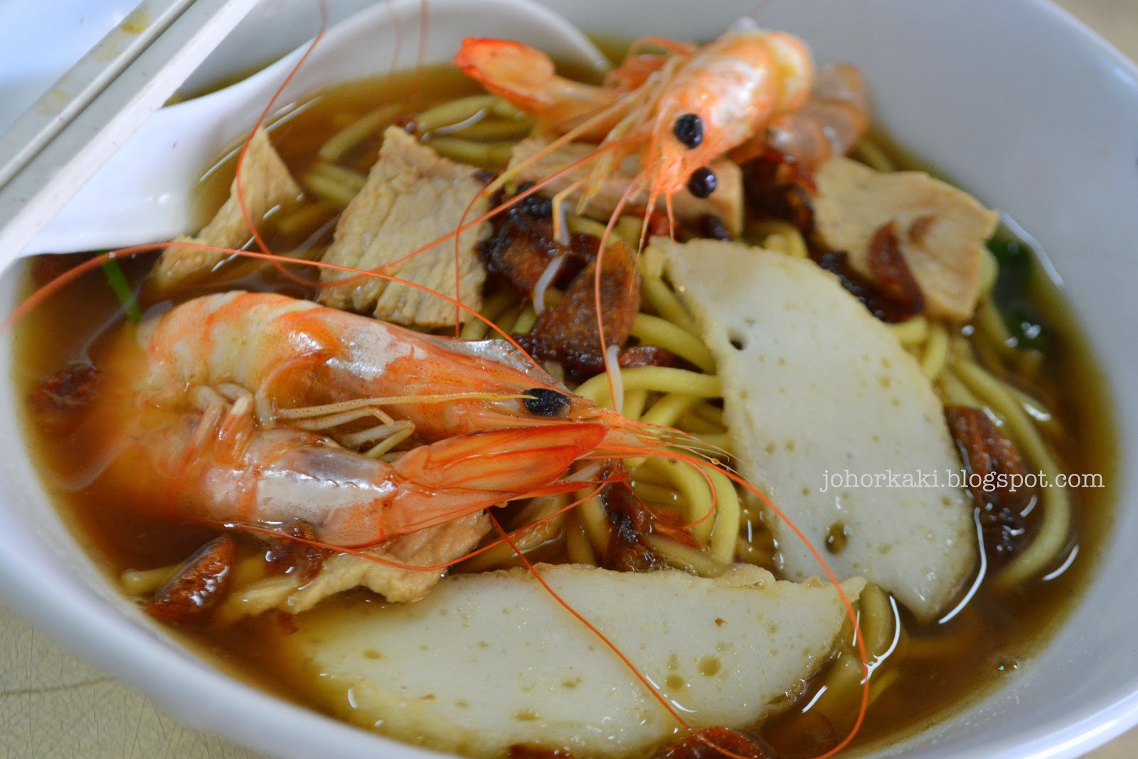 What's Singapore Style Prawn Noodle Soup got to do with Louis Hartz's