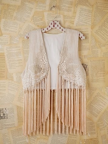 chaleco flecos free people