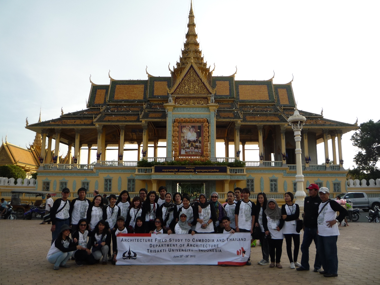 Architecture Trip With Trisakti University Phnom Penh Cambodia 1 3 Onebook Travel Indonesia