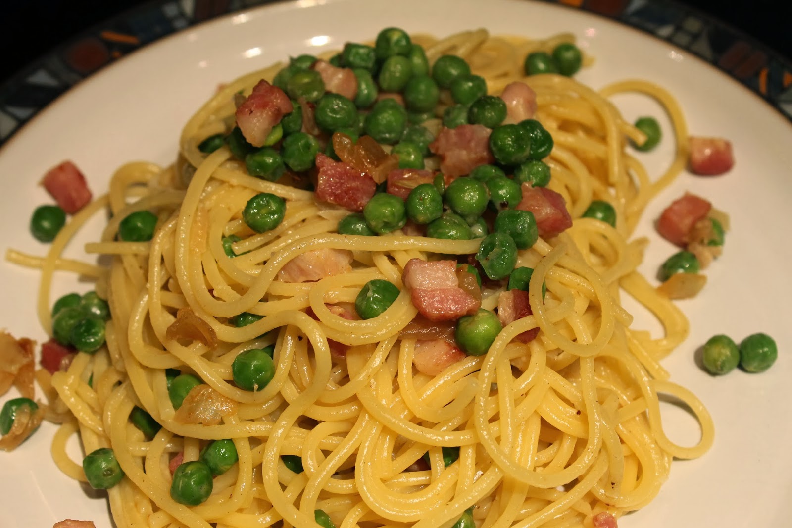 JibberJabberUK Pea, Pancetta and Applewood Spaghetti